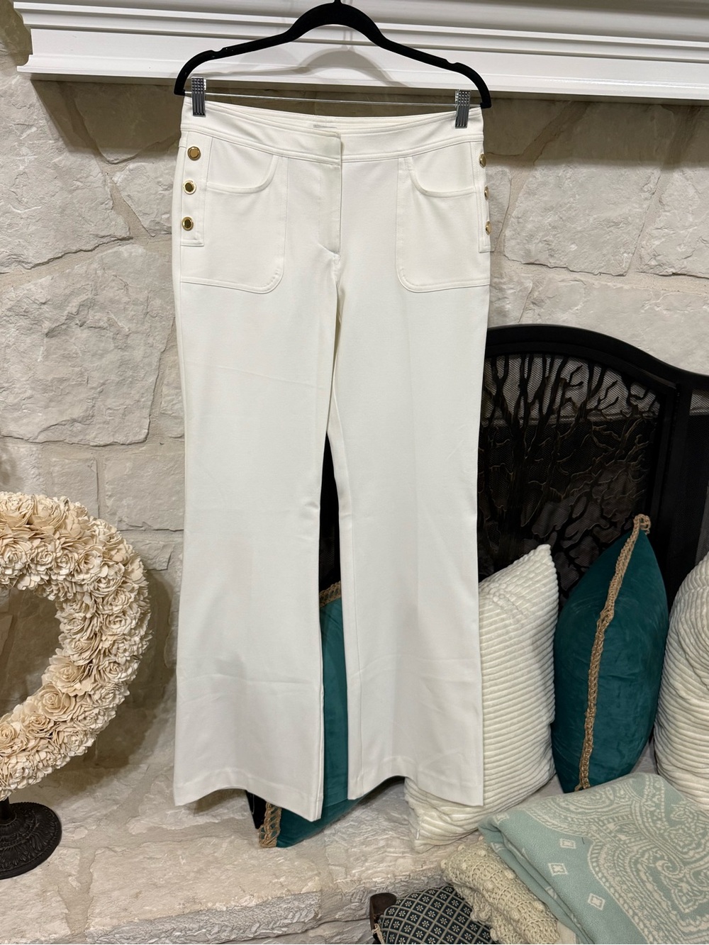 Cache White Wide-Leg Trousers with Gold Accent